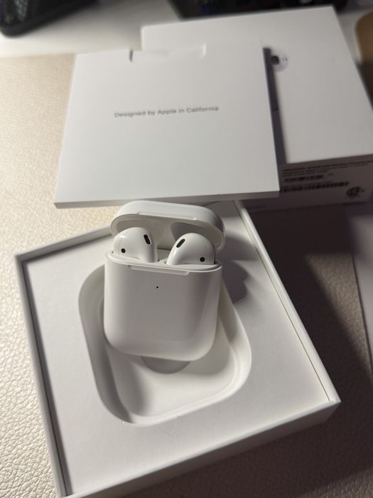 Продаю Airpods стан норм
