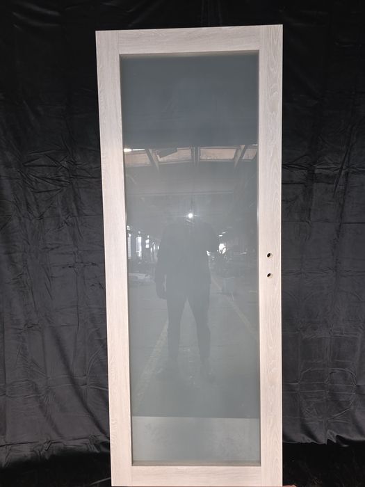 Drzwi BARAUSSE Italy 80×210 – szkło + fornir – PREMIUM – NOWE