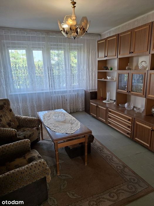 Mieszkanie 3-pokojowe z balkonem i piwnicą, umeblowane, czynsz 700zł