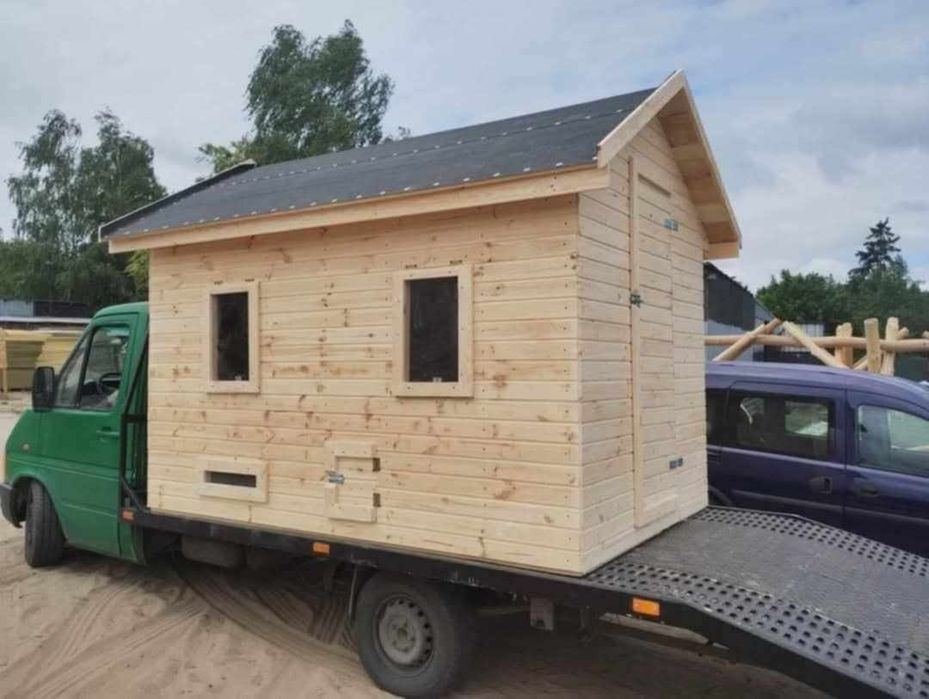 Gołębnik na rusztach solidny