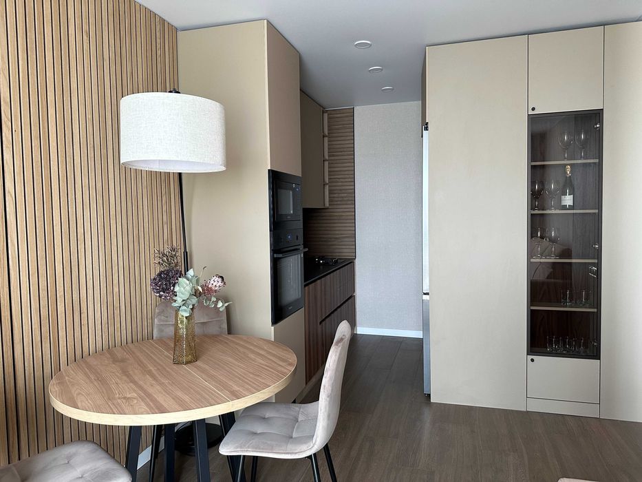 Продаж квартира з Новим дизайнерським ремонтом!