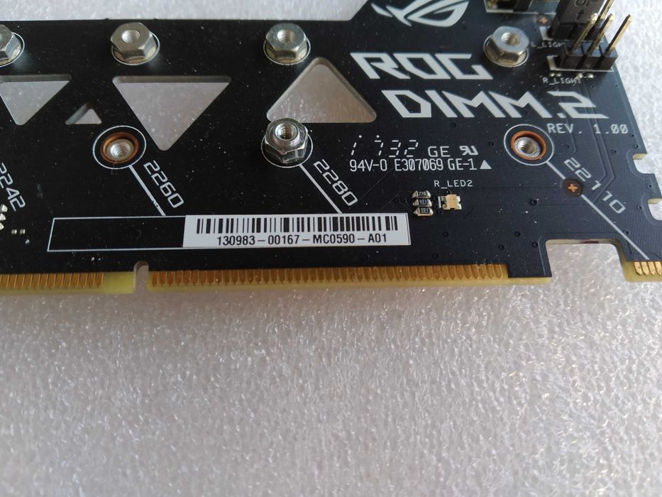 Плата розширення ASUS ROG DIMM.2