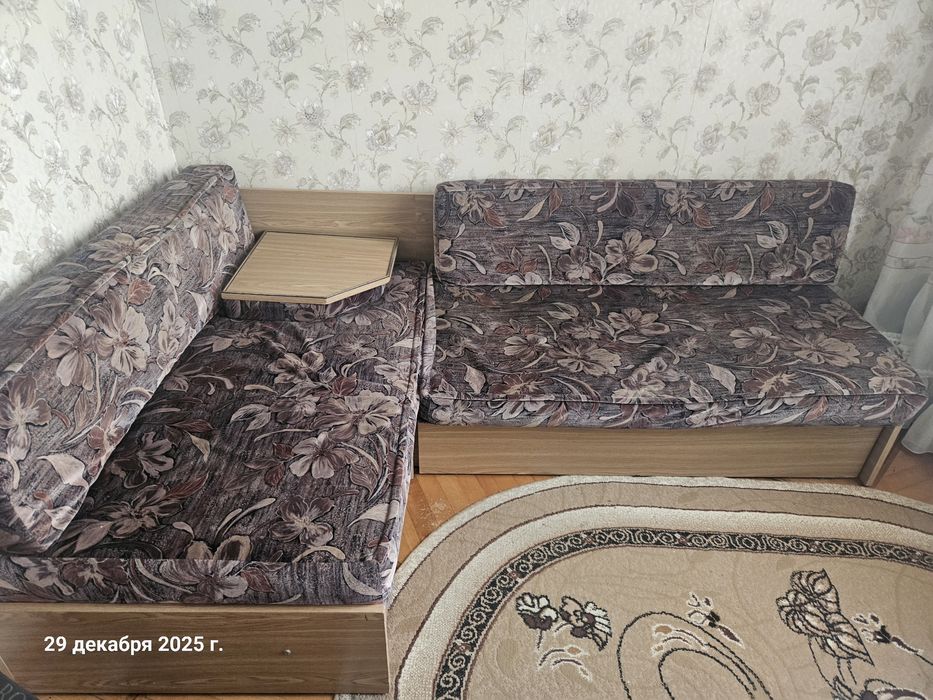 Угловой диван 135×200