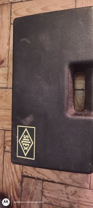 Vendo dois productos um berbequim e otro nacaixa