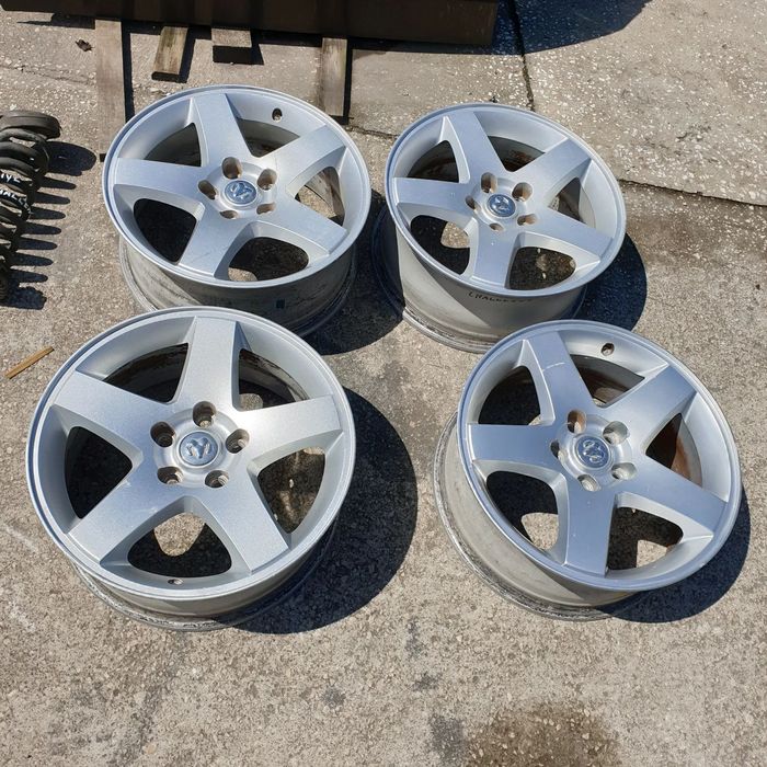 DODGE CHALLENGER FELGI ALUFELGI 17  10R