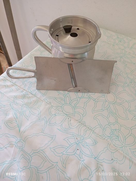 Conjunto de fervedor de alumínio e ralador novos