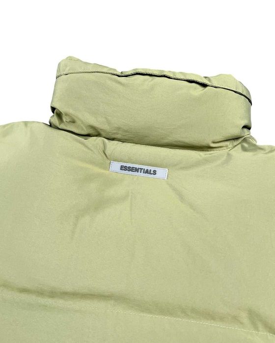 Пуховик Fear Of God Essentials Puffer Jacket Charcoal \ Green \ Moss