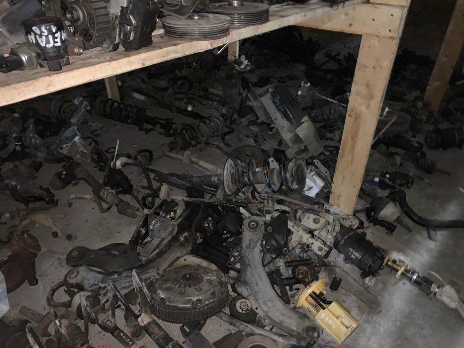 Розборка Renault Laguna 2 Лагуна 1.8 1.9 2.0 2000-2007 Разборка