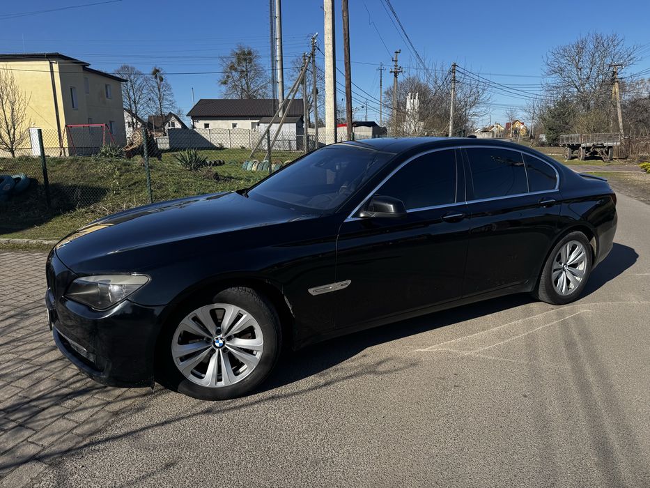 BMW 7 F01 2012р.