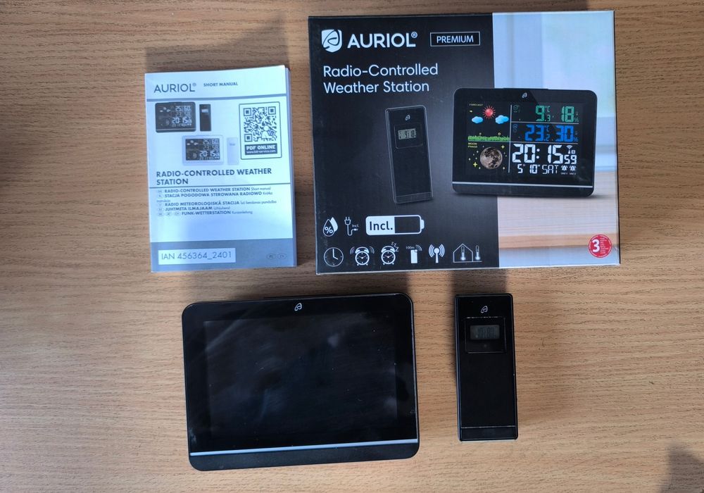 Stacja pogodowa sterowana radiowo