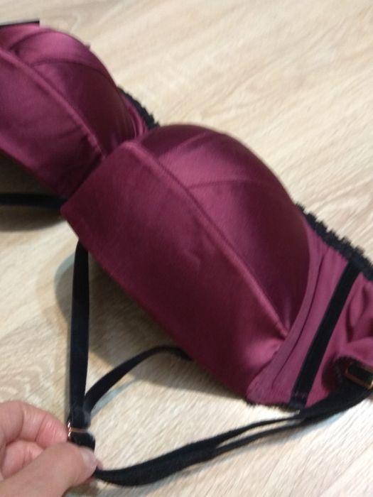 Lepel London Burgund Biustonosz