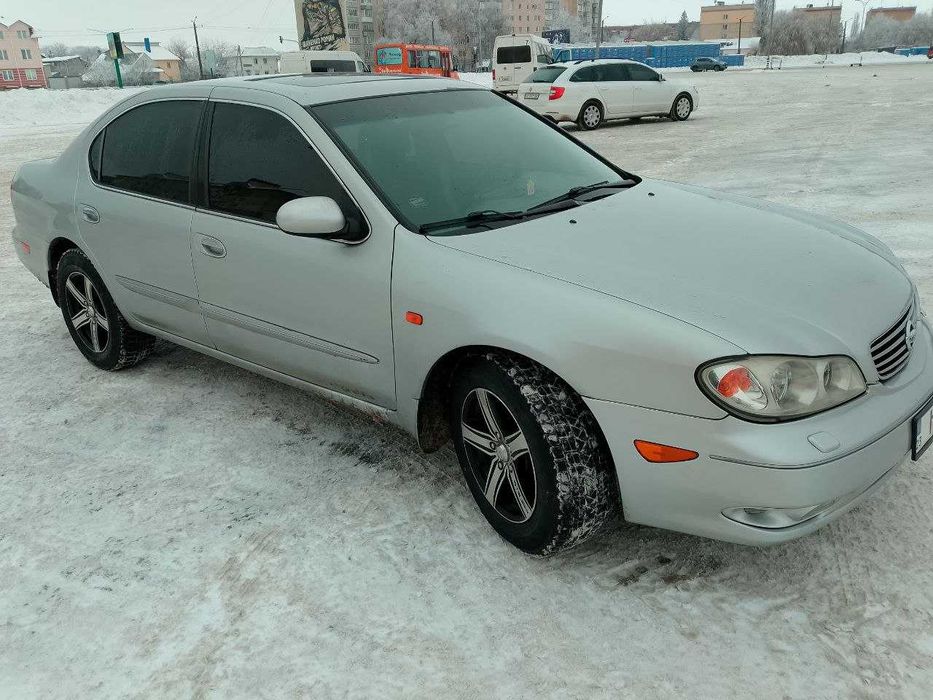 Продам машину Nissan Maxima 2005