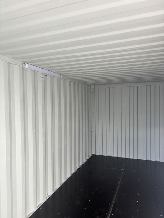 Wynajem powierzchni magazynowych self storage . Magazyn schowek konten