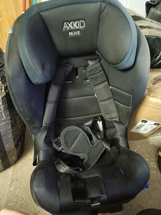 Fotelik samochodowy  axkid move.