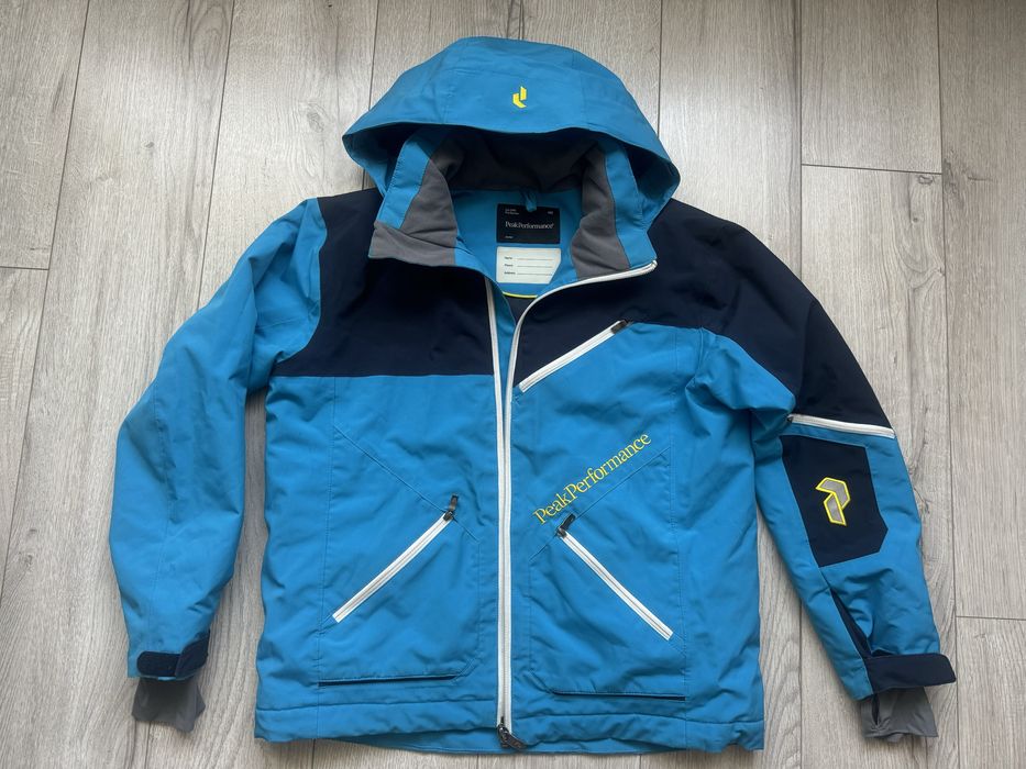 Термокурточка PeakPerformance, 140 , 10 р.
