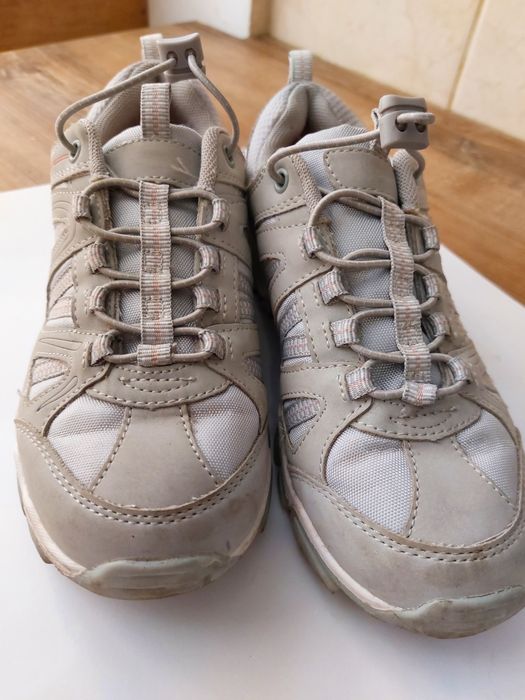 Кросівки Graceland