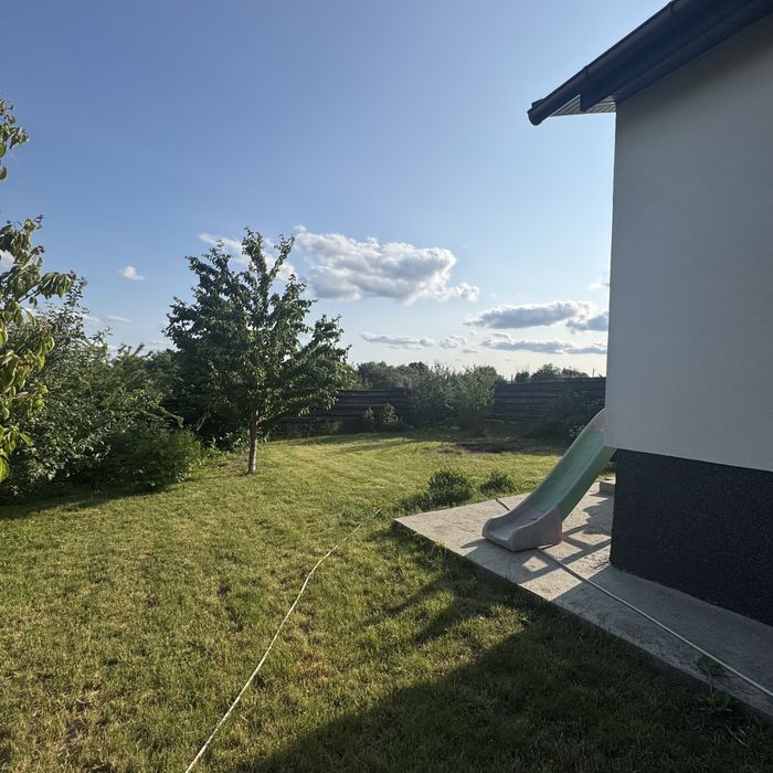 У продажі сучасний будинок з ремонтом