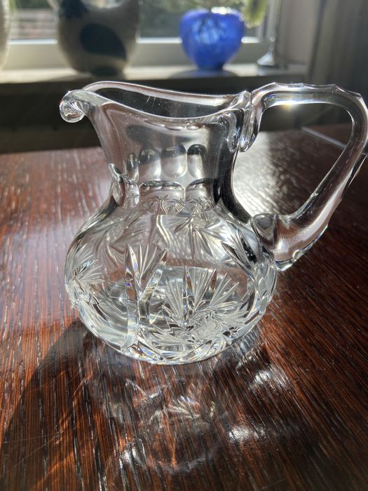 Kryształowy dzbanuszek, mlecznik