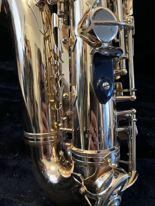 Saksofon altowy Jupiter JAS 769-767 + ustnik Jody Jazz HR 6