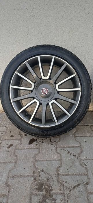 Felgi 17 z oponami letnimi Fiat