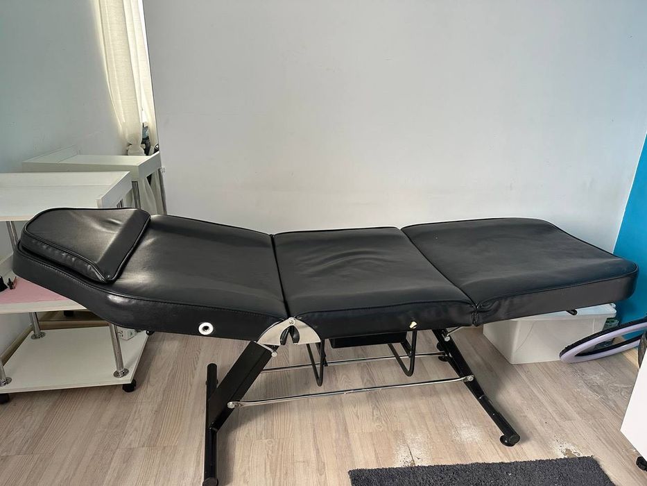 Кушетка косметологічна