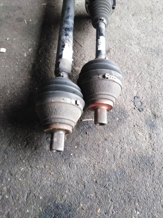 Półoś prawa lewa VW touran 2.0tdi 170KM 140KM oryginał komplet