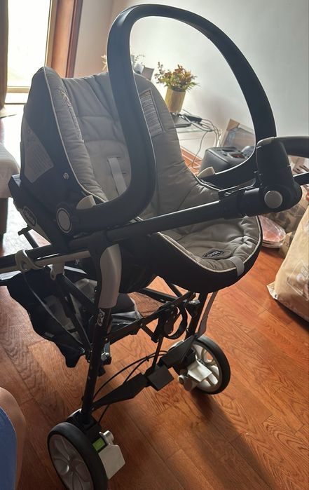 Trio carrinho Chicco completo 30€
