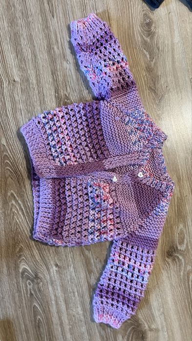 Ażurowy sweterek ręcznie robione dziewczynka 92 cm