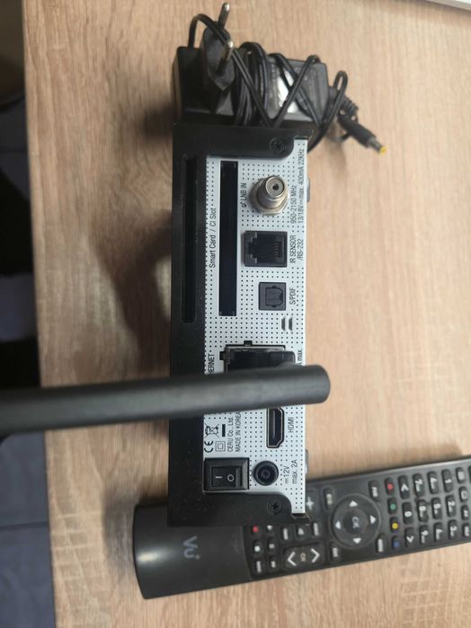 Tuner dekoder Vu+zero 4k/wifi.