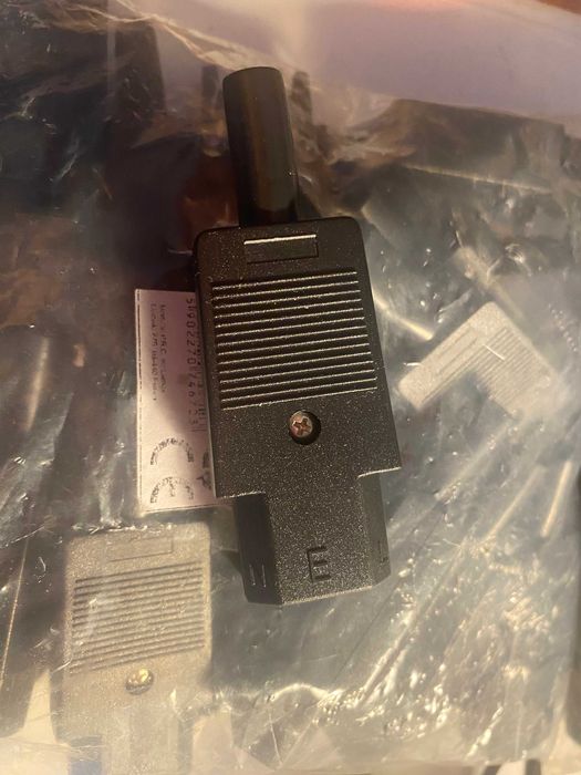 Gniazda Zasilania Komputerowe na Kabel 3 PIN - 50 sztuk