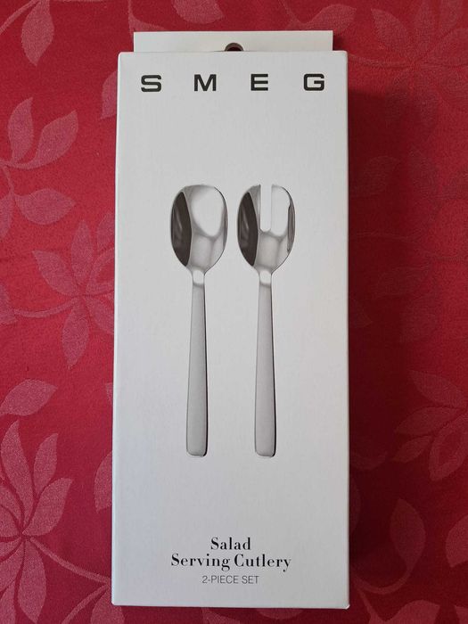 Talheres SMEG coleção Continente