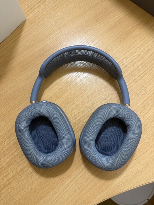 AirPods Max Sky Blue