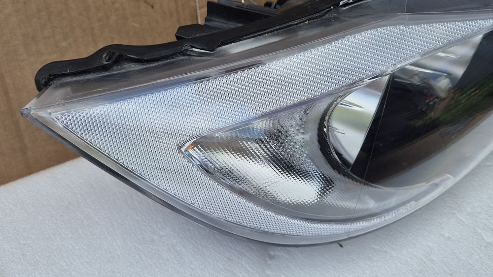 Reflektor Lampa  Bmw 3 e90 e91 2004-2008 R