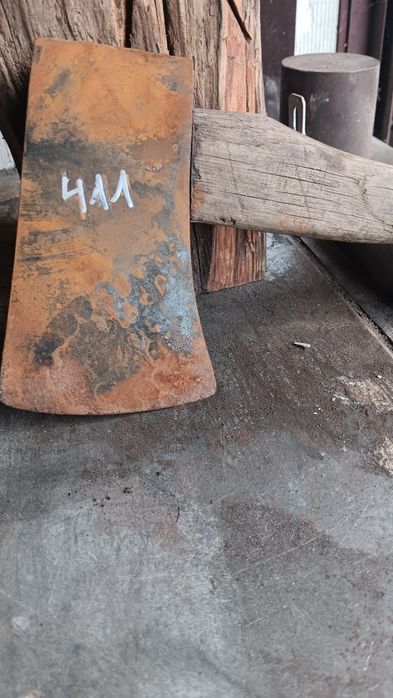 Stara siekiera  nr411