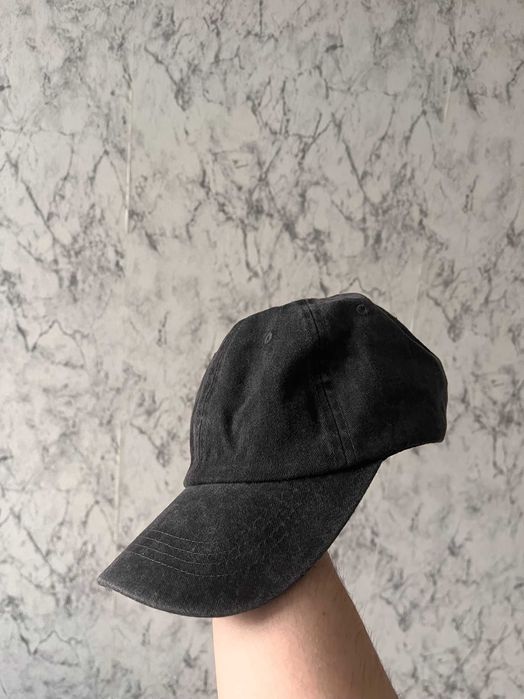 Basic czapka z daszkiem nowa, regulowana. unisex