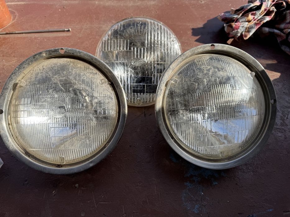 Lote de pecas diversas para Ford Anglia de 1961