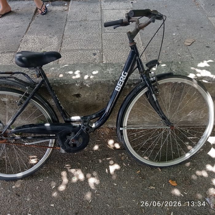 Vendo bicicleta berg muito boa