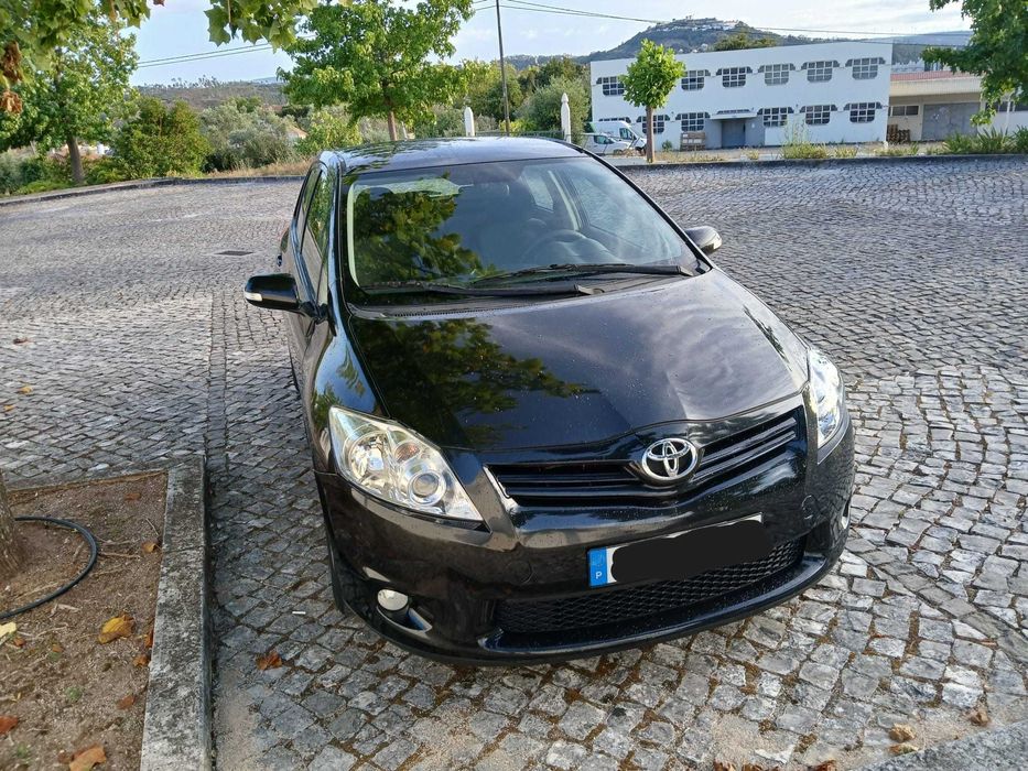 Oportunidade! Toyota Auris 2010 1.4 – Fiável, Histórico na Marca e Pronto a Circular