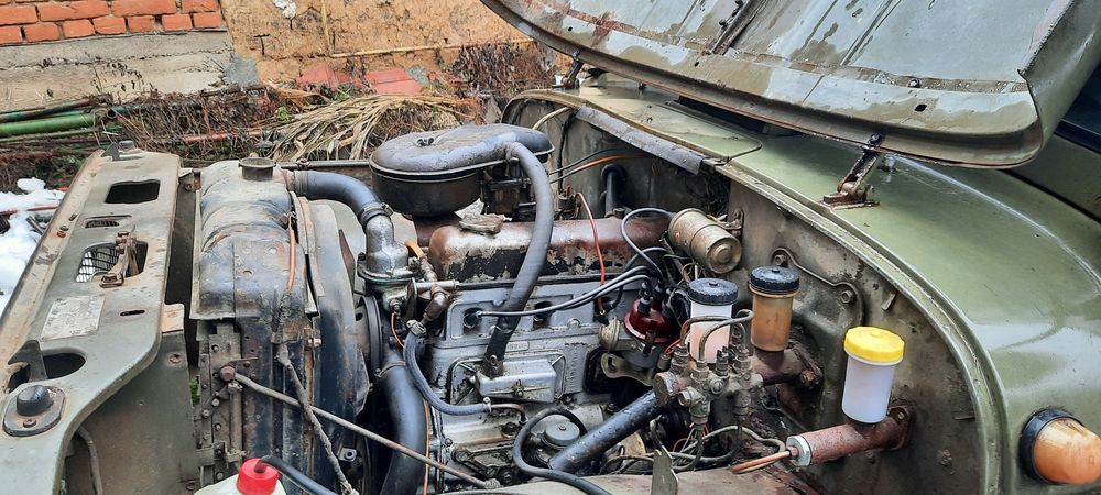 Продаю  УАЗ  469