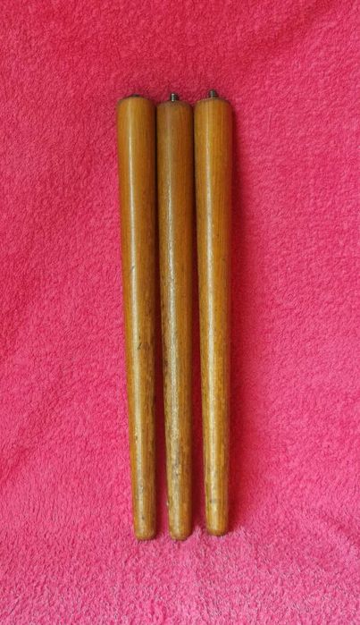 Stare drewniane nogi do kwietnika, taboretu "Patyczaka". PRL