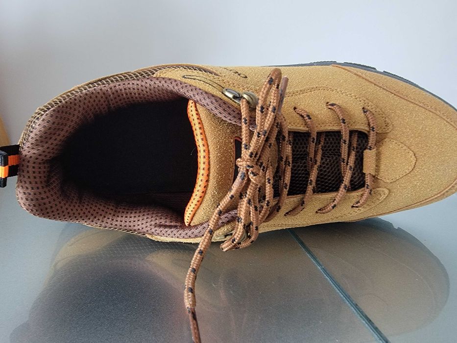 Sapatos passeio em camurça beijes, tamanho 44 em muito bom estado