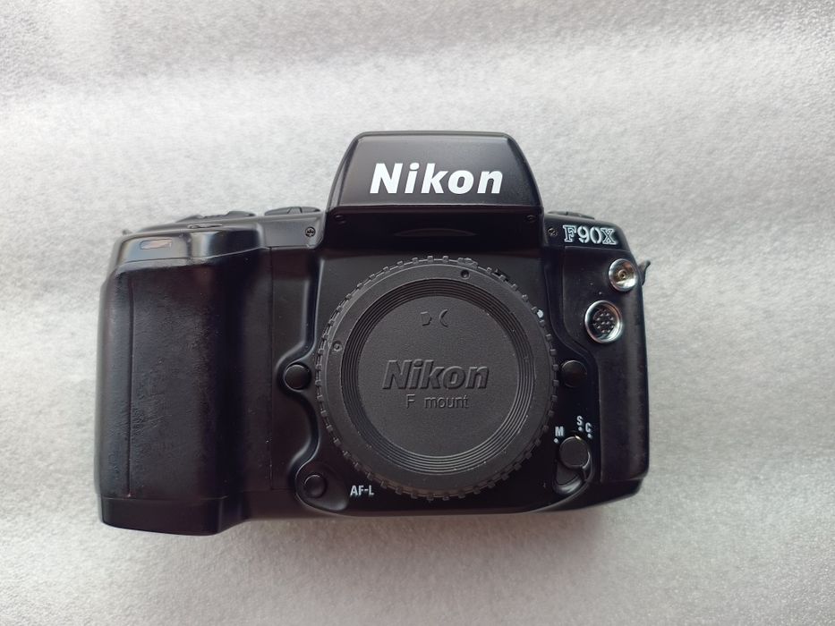 nikon f90 - купити плівкові фотоапарати - Ціна на OLX.ua