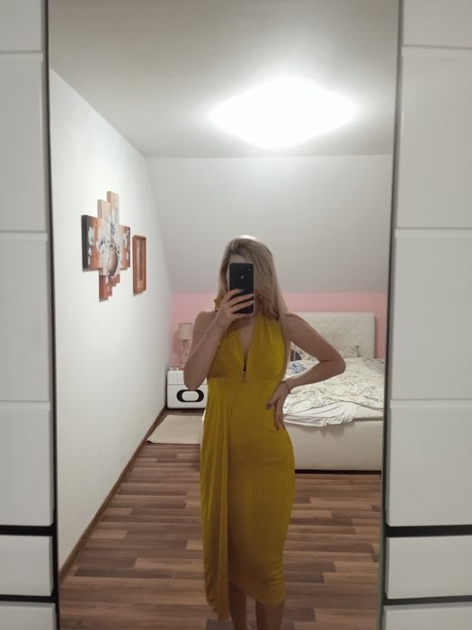 Kombinezon dekolt głęboki błyszczący mieniący sylwester XS s imprezowy