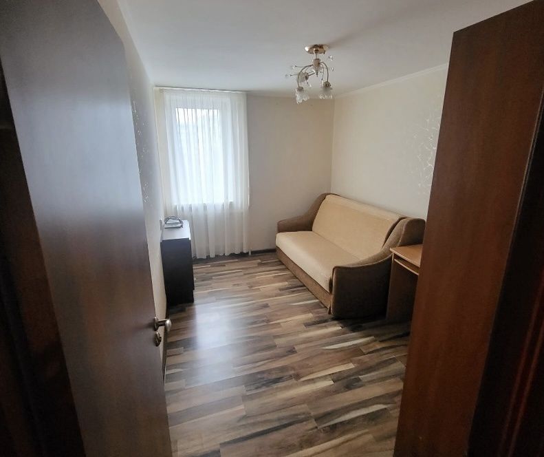 Сдам 2х, комнатную квартиру, проспект героев 9