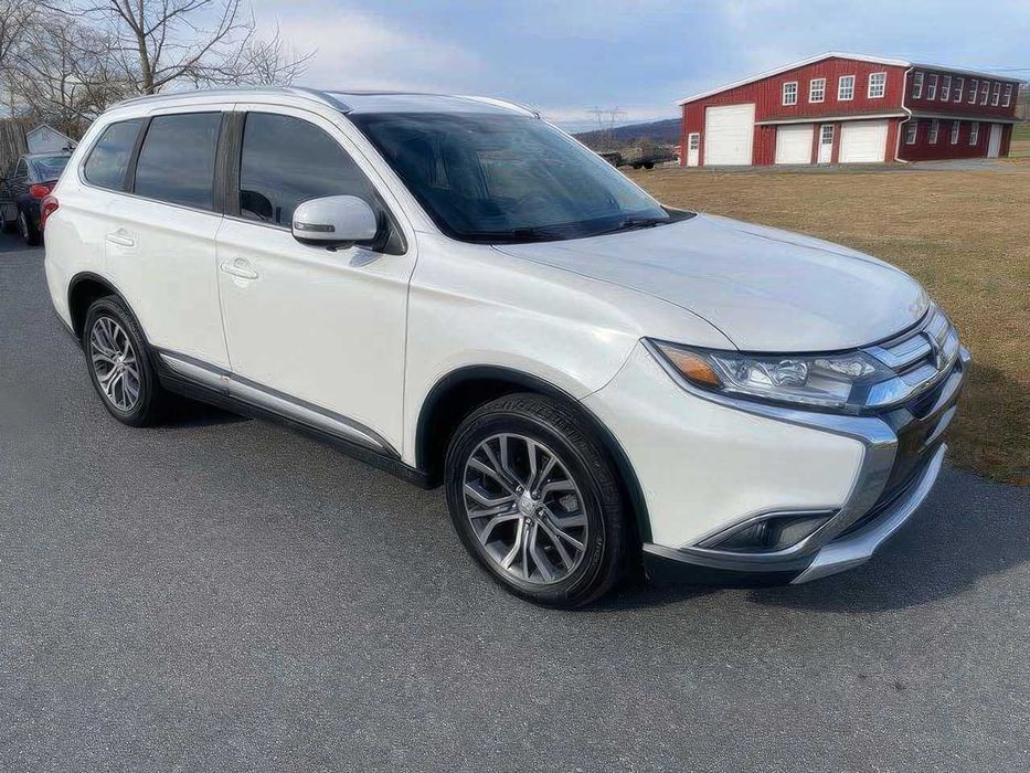 Mitsubishi Outlander      2018
