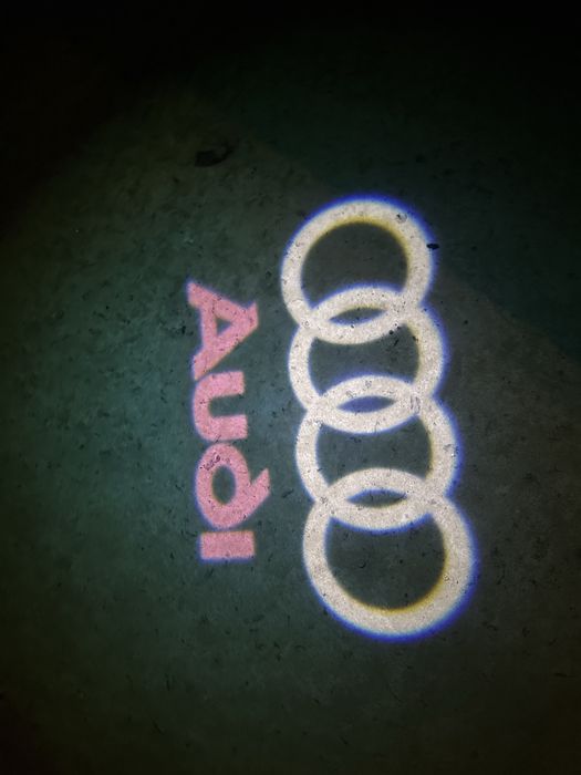 Підсвітка audi q7,q5,audi a6,audi a4