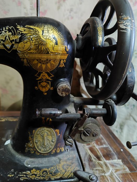 Швейная машина Singer под реставрацию