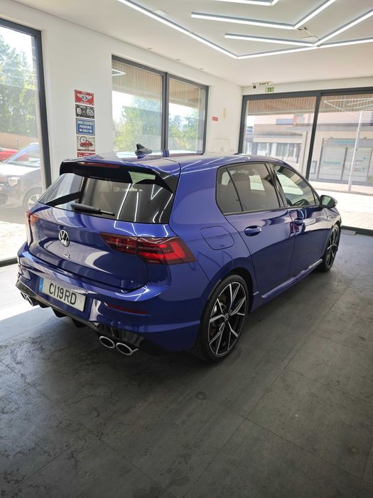 Volkswagen Golf R 2.0 TSI  Automatico | 320cv | 2023