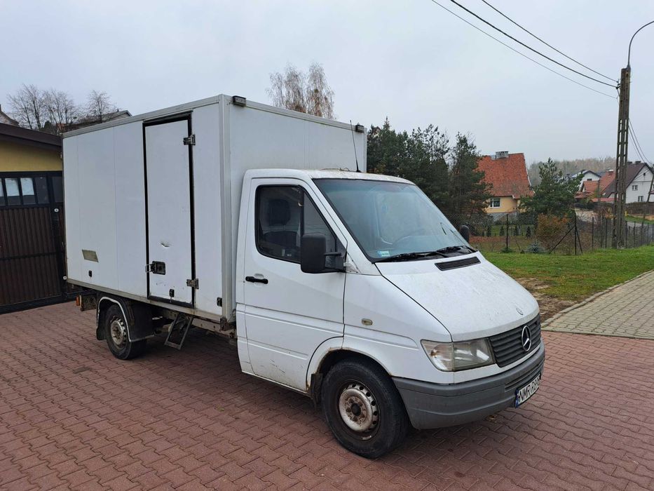 Mercedes Sprinter 308D Izoterma, 1999rok.