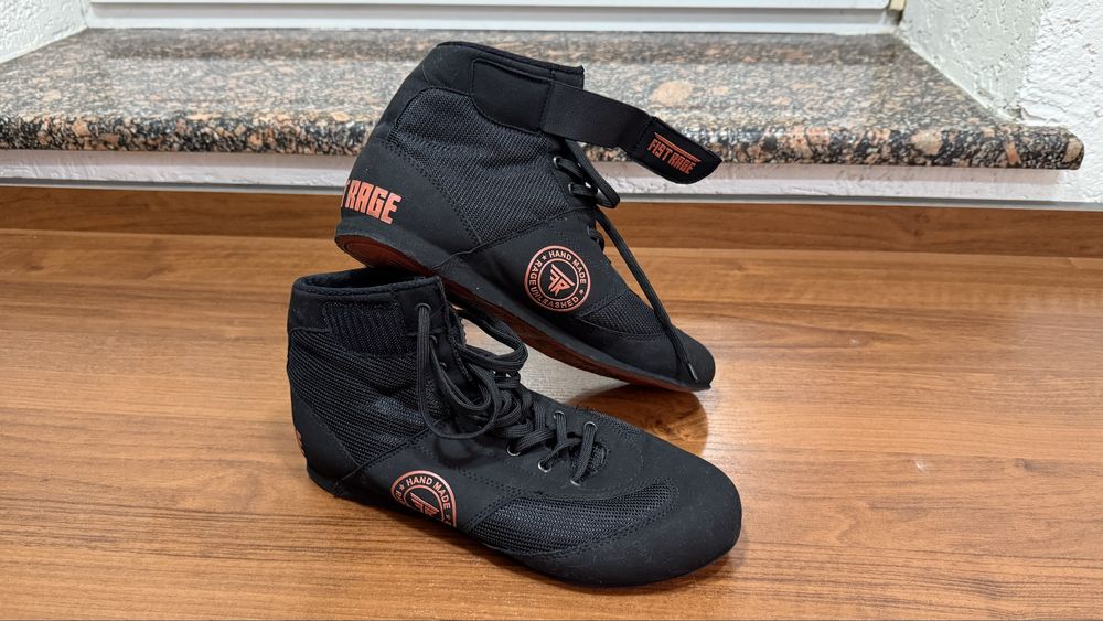 Боксерски, Fist Rage, на 42-43